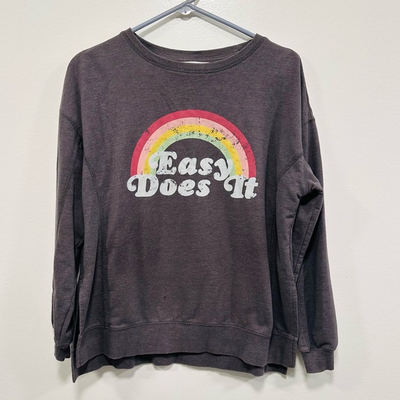 Wildfox Tops - Wildfox sweatshirt! Gray “easy does it” crewneck sweatshirt women’s size small